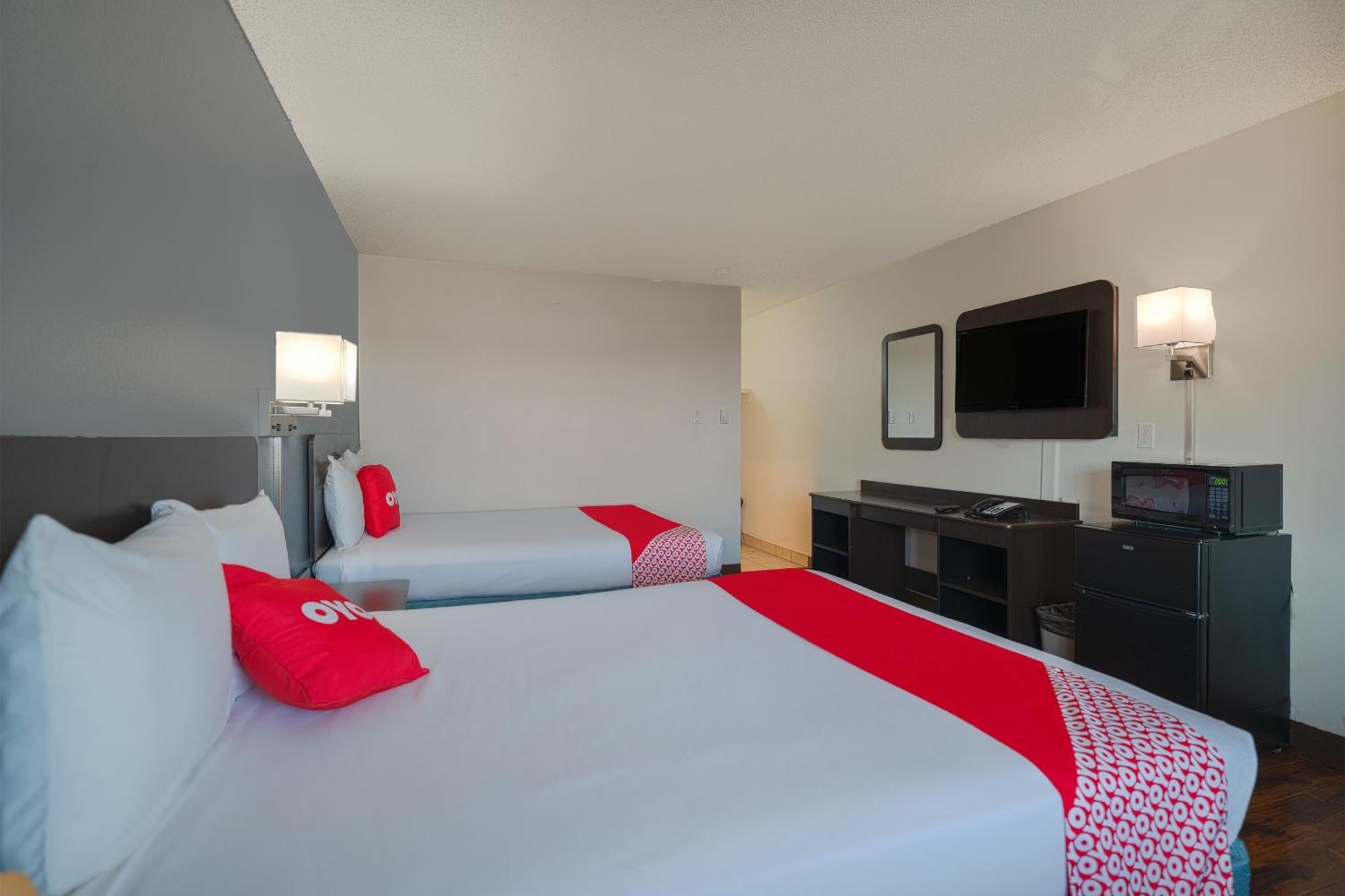 Oyo Hotel St Helens Or Saint Helens Exteriör bild